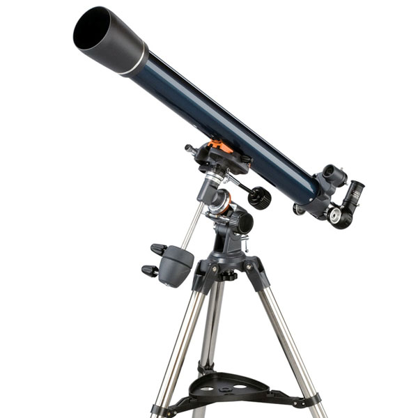 Celestron Astromaster 70EQ Refractor telescope starter kit